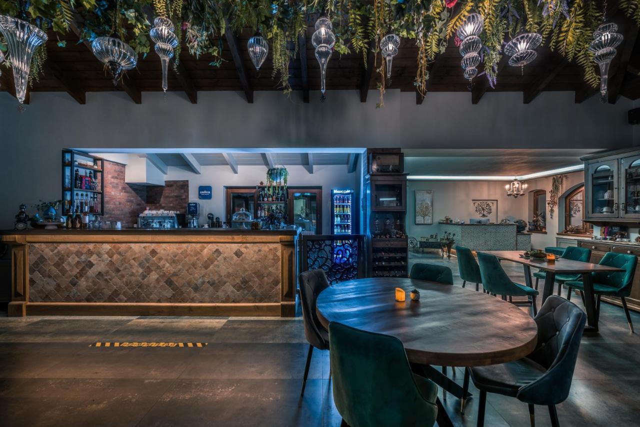 Perama  Albero Hotel מראה חיצוני תמונה