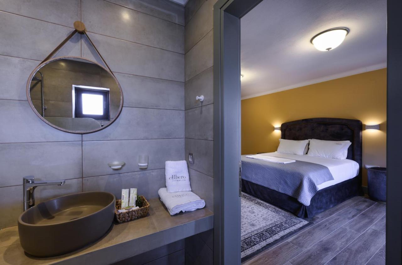 Perama  Albero Hotel מראה חיצוני תמונה