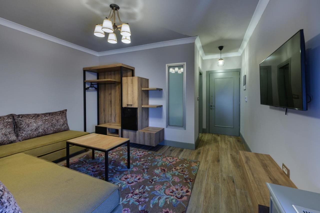 Perama  Albero Hotel מראה חיצוני תמונה