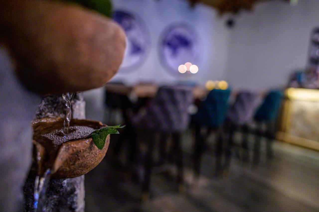 Perama  Albero Hotel מראה חיצוני תמונה