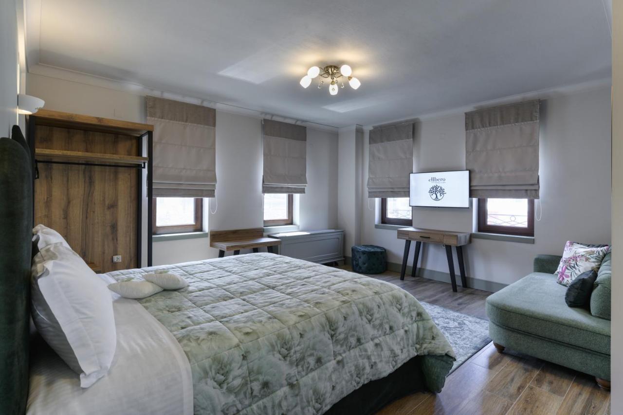 Perama  Albero Hotel מראה חיצוני תמונה