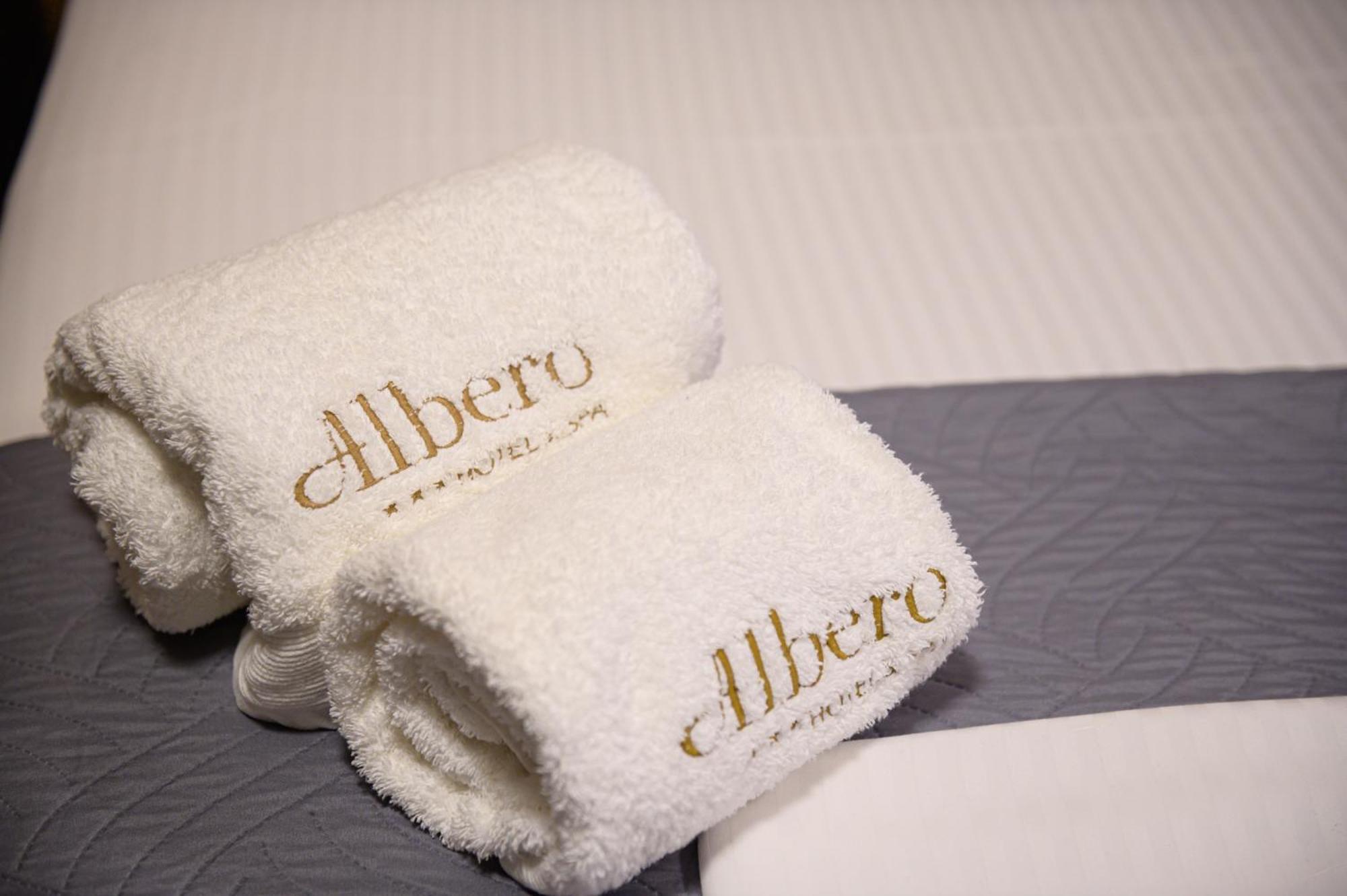 Perama  Albero Hotel מראה חיצוני תמונה